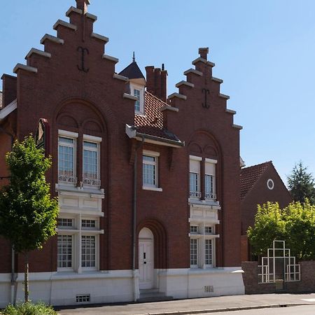 Logis - Belle Hotel, Lille-Ouest Bailleul  Exterior foto